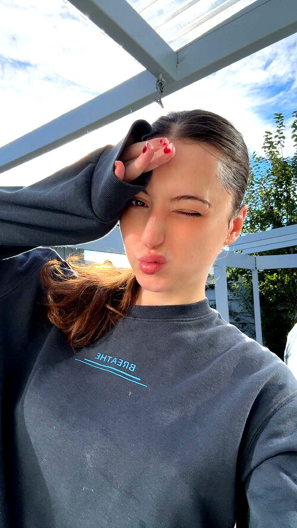 mathilda_bergs image ~ Altpins