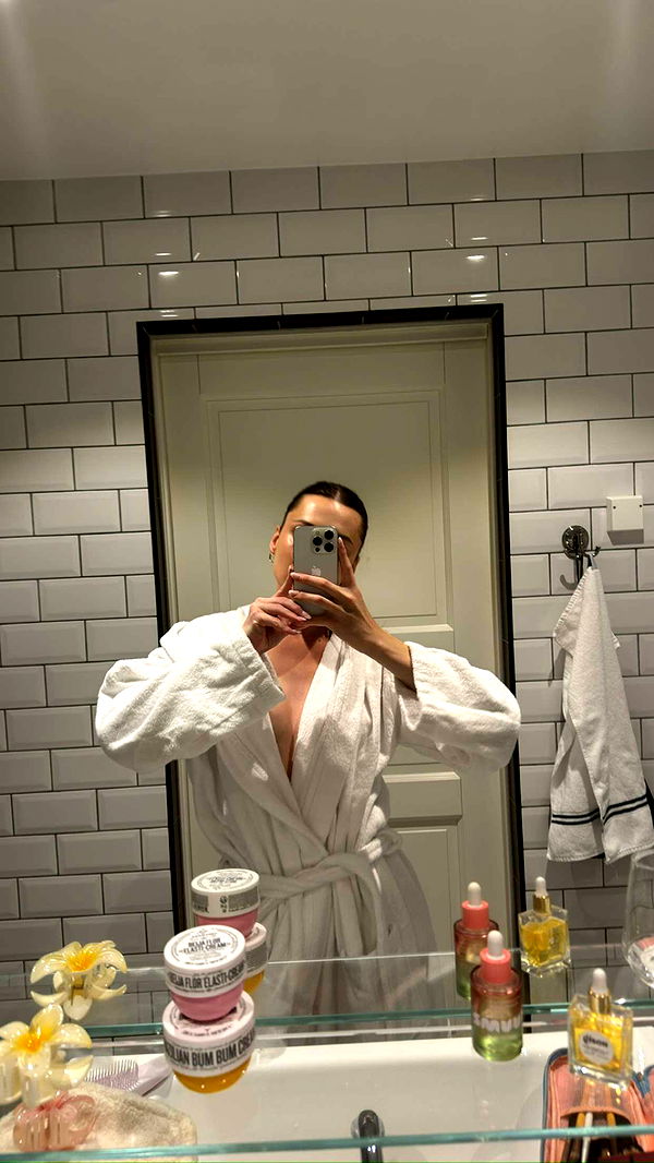 mathilda_bergs image ~ Altpins