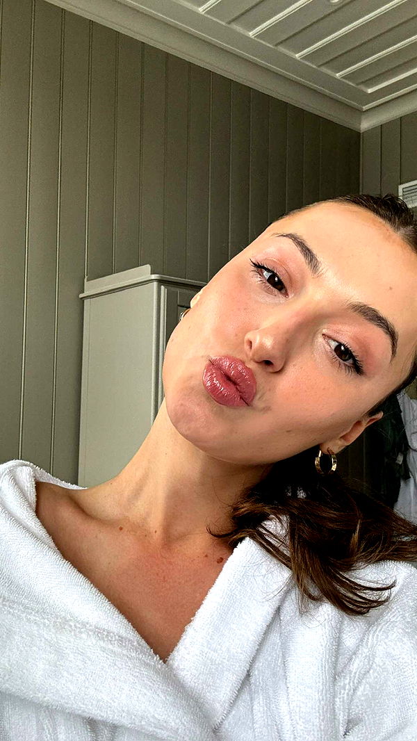 mathilda_bergs image ~ Altpins