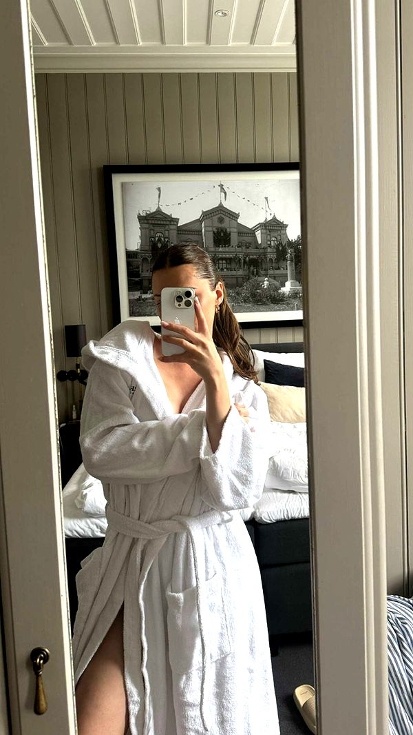 mathilda_bergs image ~ Altpins