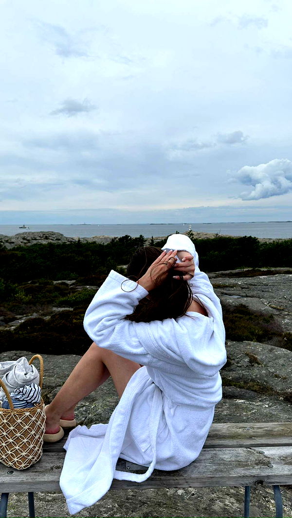 mathilda_bergs image ~ Altpins