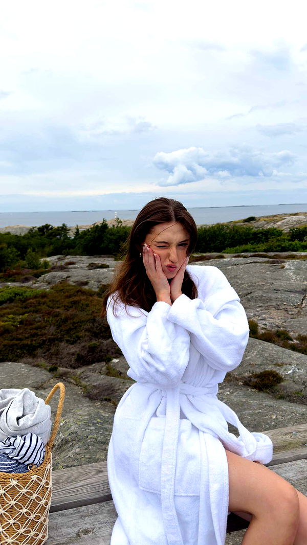 mathilda_bergs image ~ Altpins