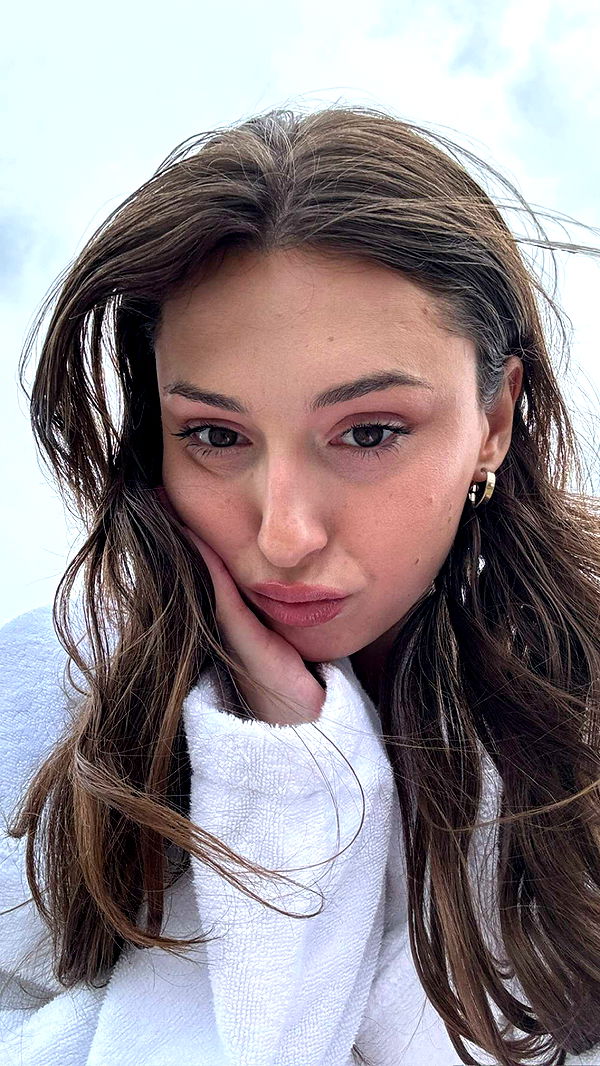 mathilda_bergs image ~ Altpins