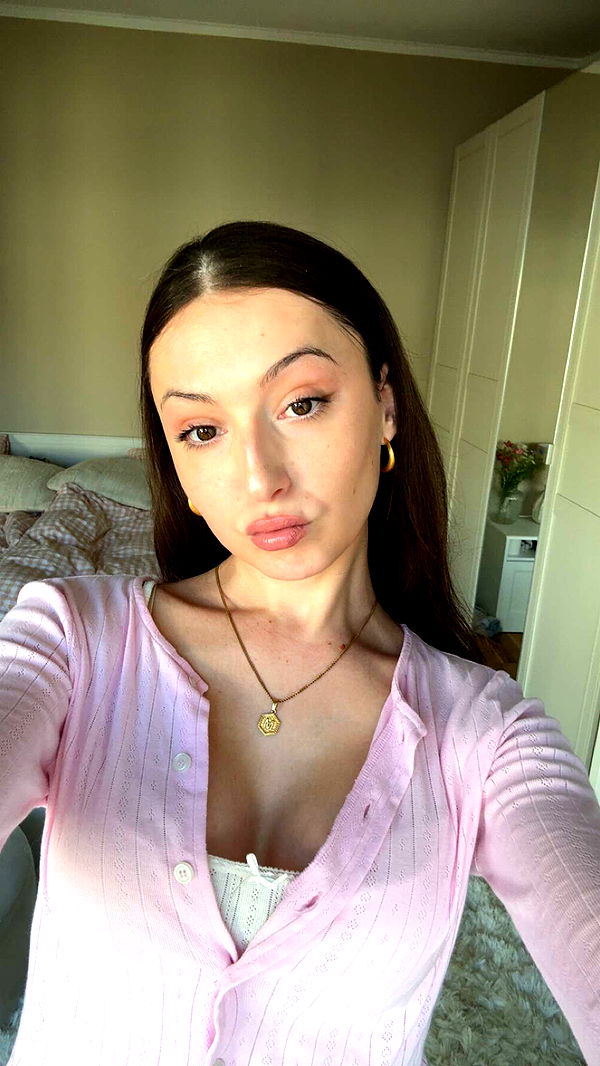 mathilda_bergs image ~ Altpins