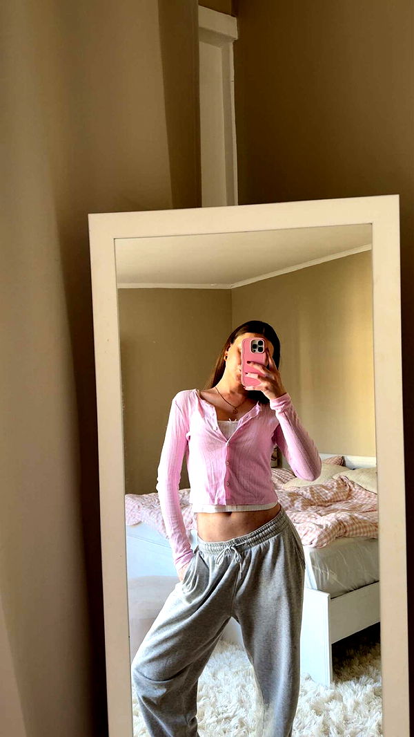 mathilda_bergs image ~ Altpins