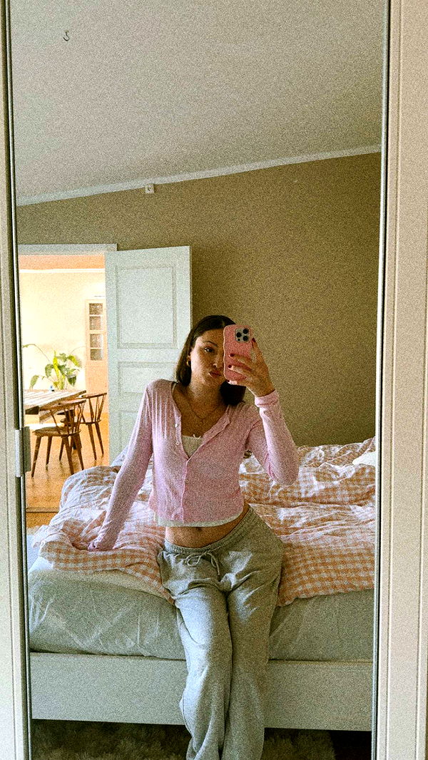 mathilda_bergs image ~ Altpins