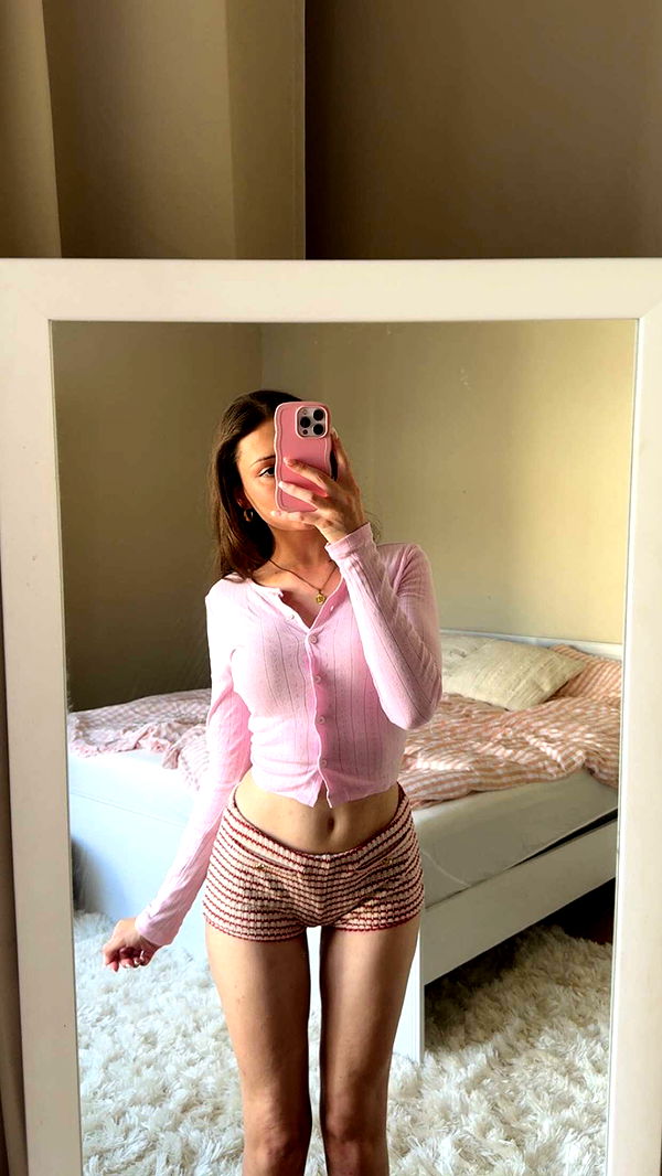 mathilda_bergs image ~ Altpins