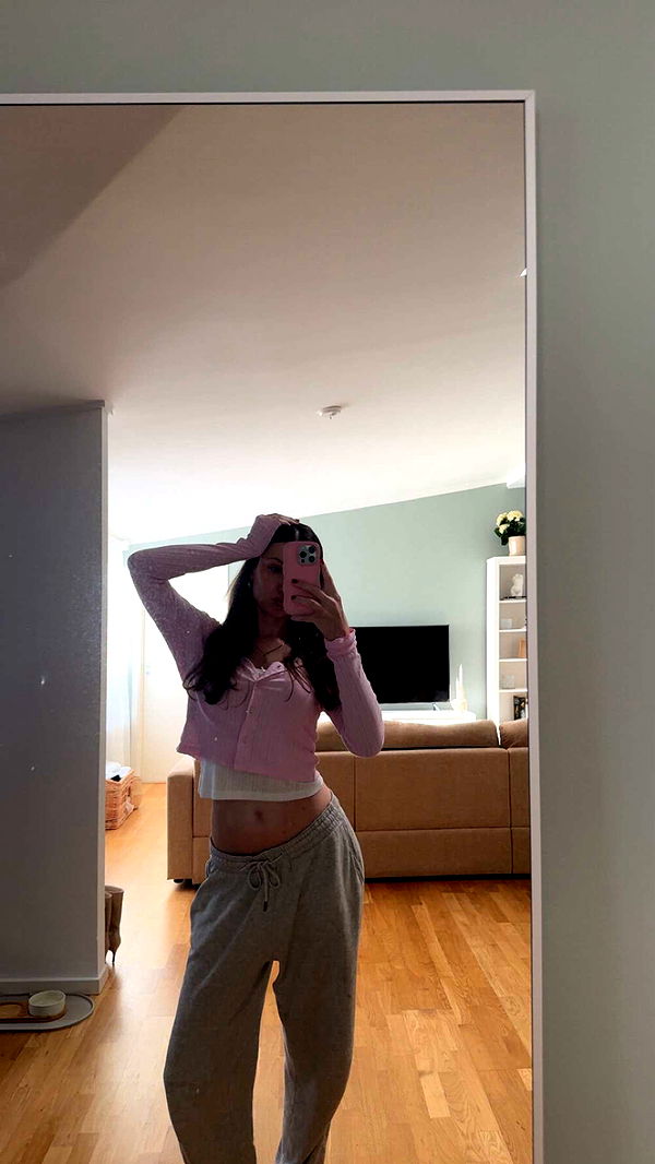 mathilda_bergs image ~ Altpins