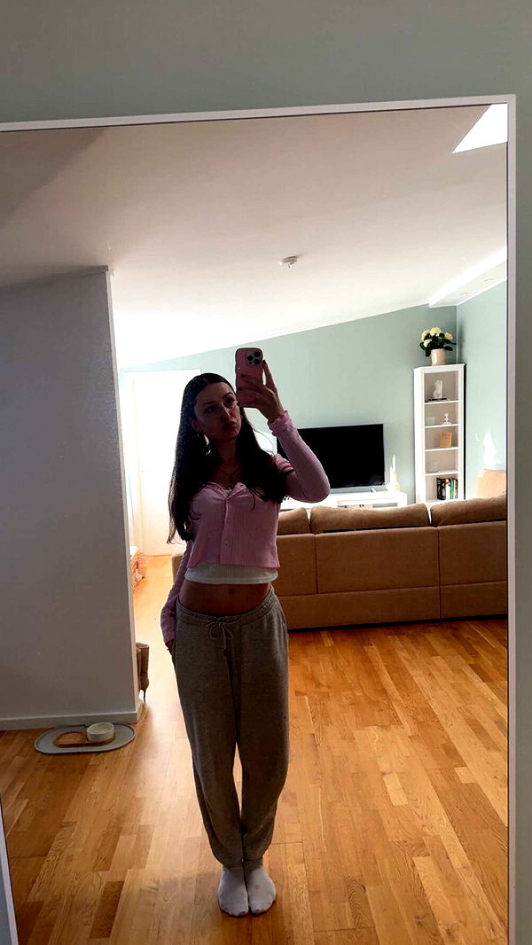 mathilda_bergs image ~ Altpins