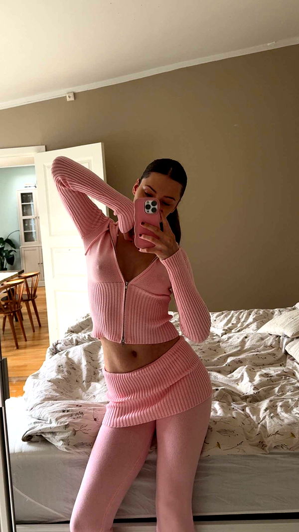 mathilda_bergs image ~ Altpins