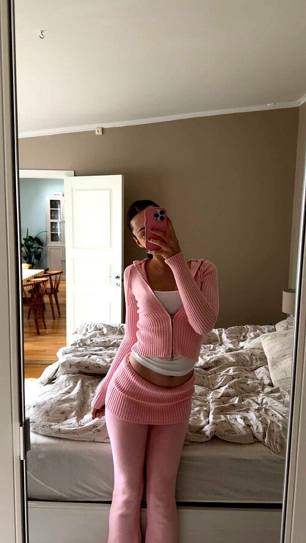 mathilda_bergs image ~ Altpins