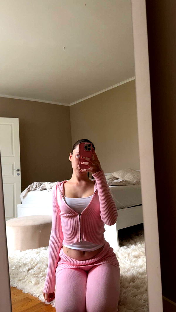 mathilda_bergs image ~ Altpins