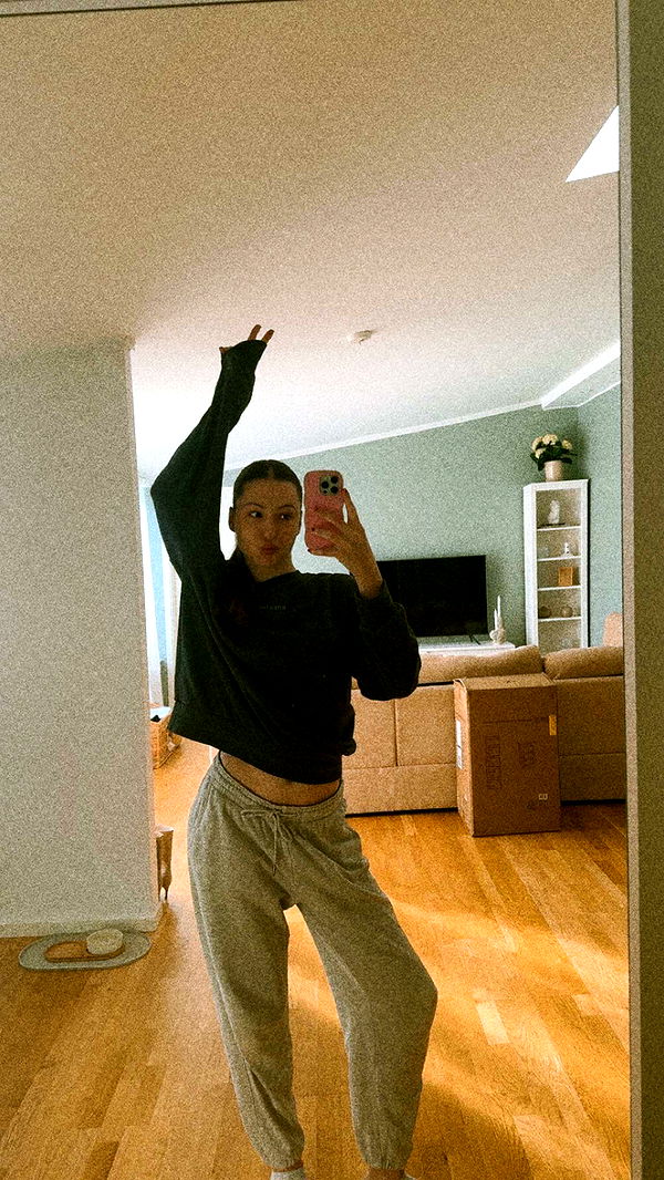 mathilda_bergs image ~ Altpins