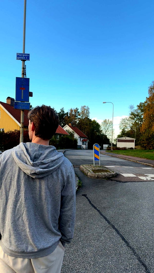 mathilda_bergs image ~ Altpins