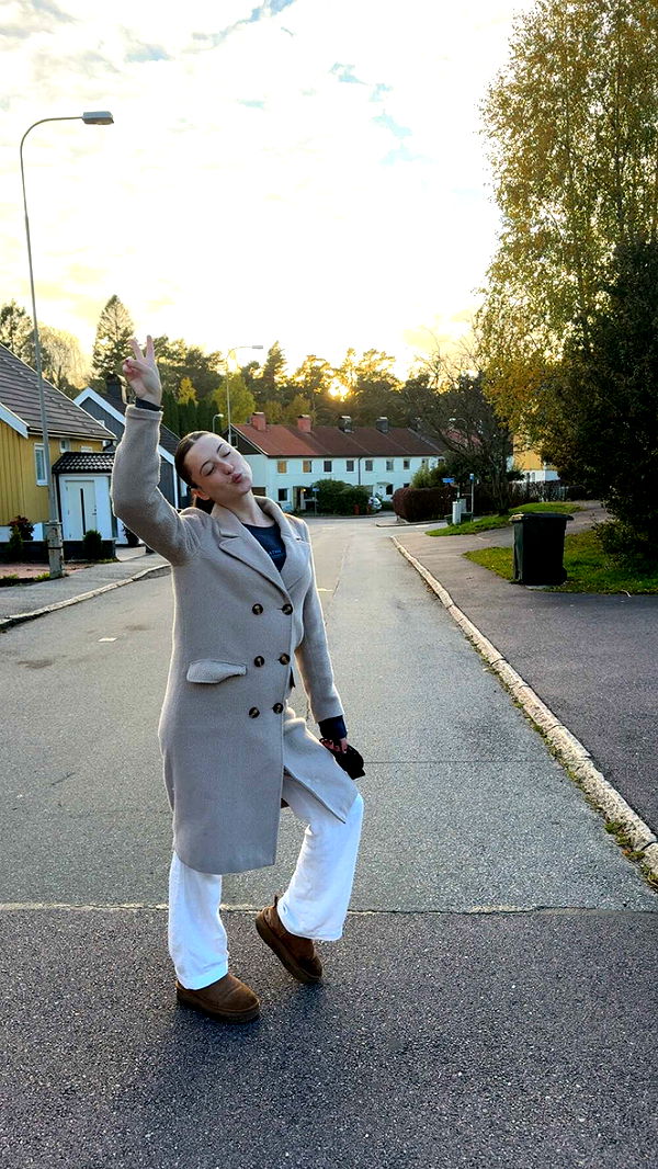 mathilda_bergs image ~ Altpins