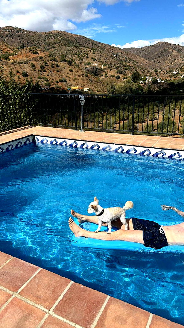 mathilda_bergs image ~ Altpins