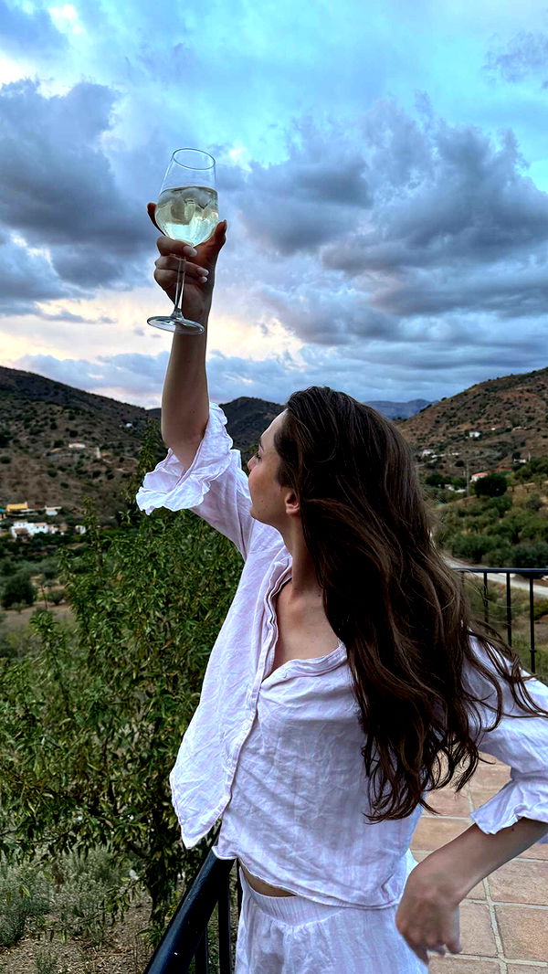 mathilda_bergs image ~ Altpins