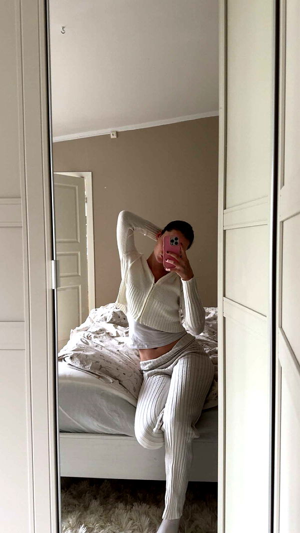 mathilda_bergs image ~ Altpins