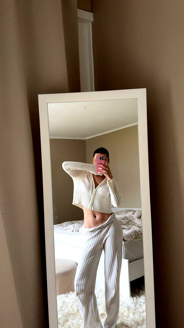 mathilda_bergs image ~ Altpins