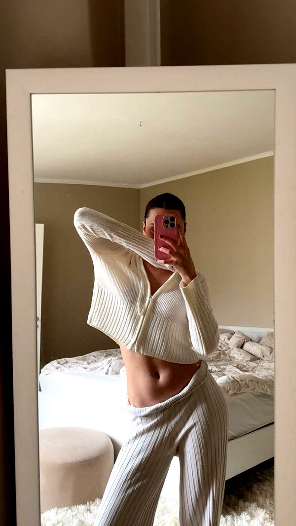 mathilda_bergs image ~ Altpins