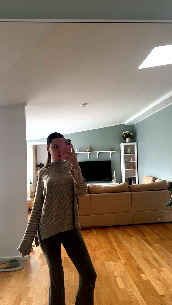 mathilda_bergs image ~ Altpins