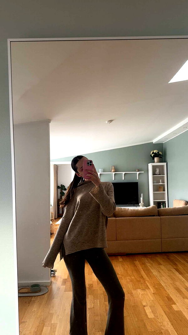 mathilda_bergs image ~ Altpins