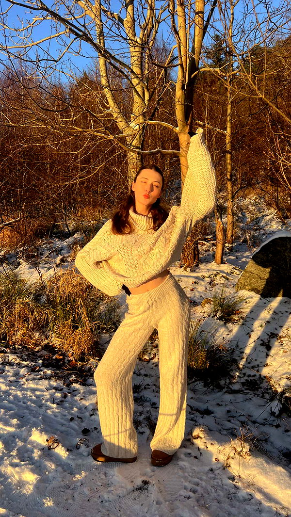 mathilda_bergs image ~ Altpins