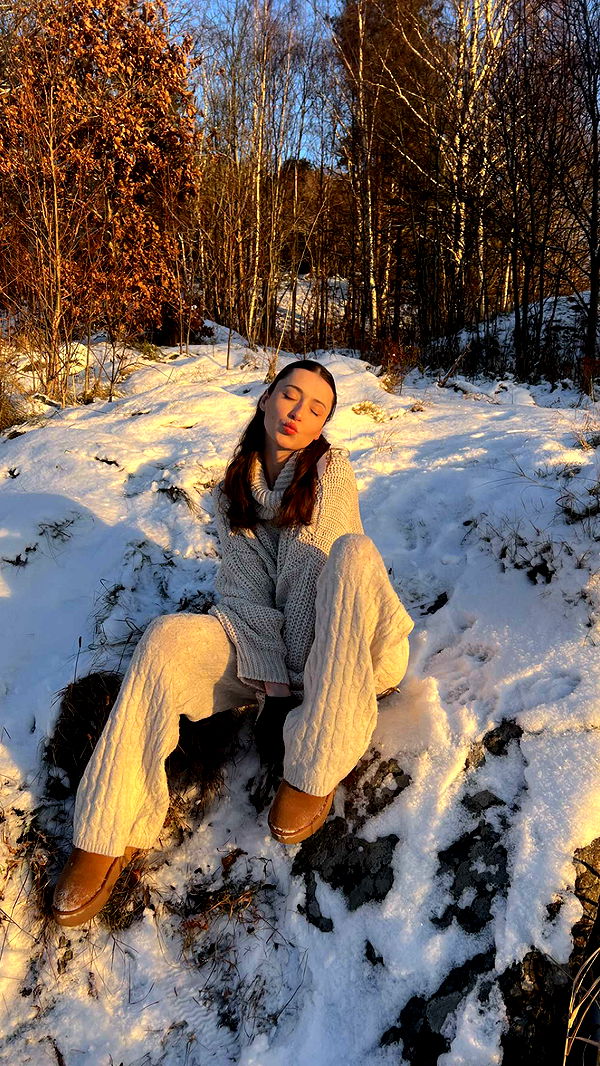 mathilda_bergs image ~ Altpins