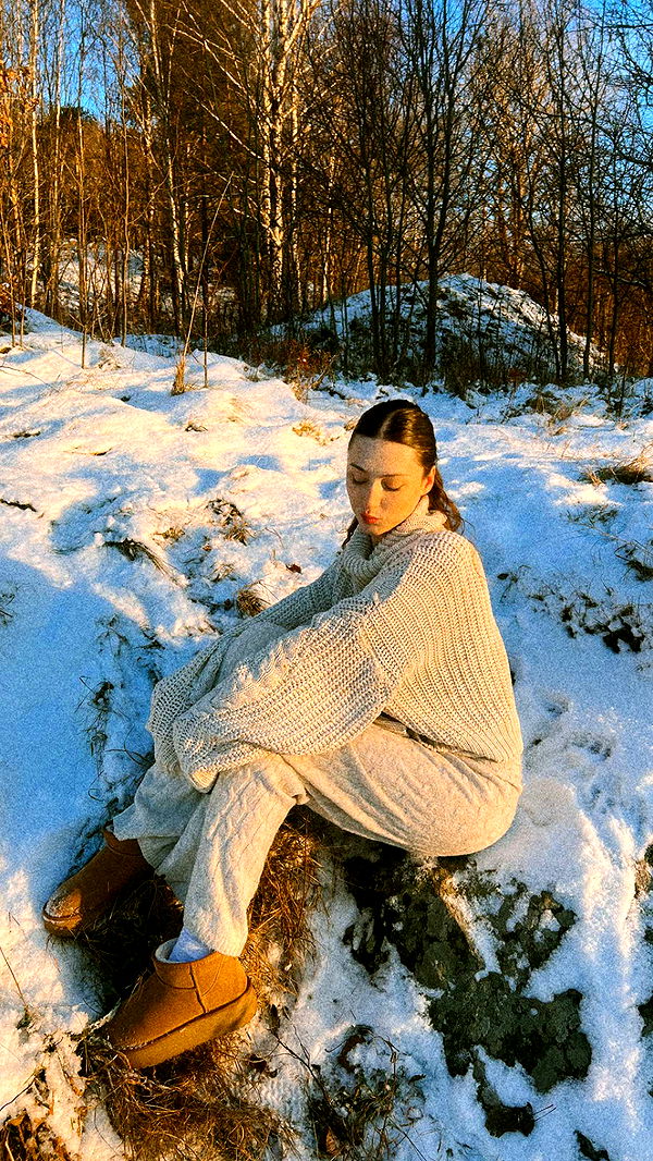 mathilda_bergs image ~ Altpins