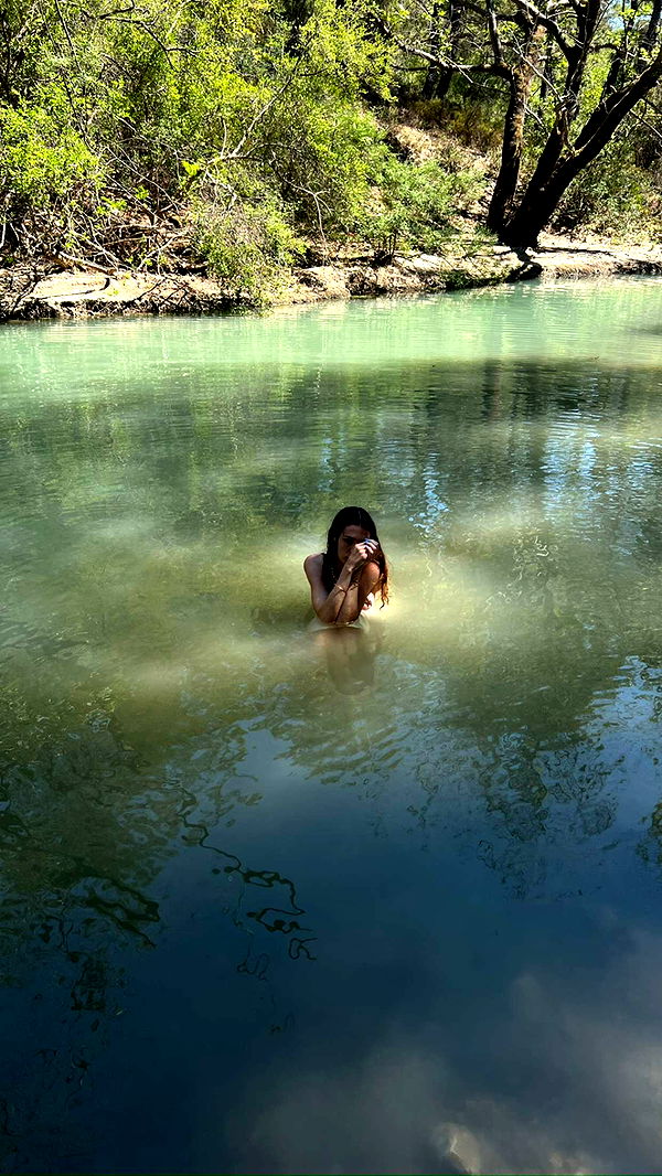 mathilda_bergs image ~ Altpins