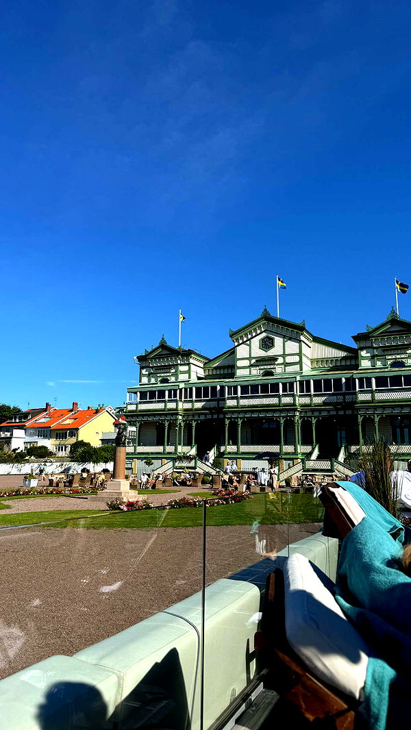 mathilda_bergs image ~ Altpins