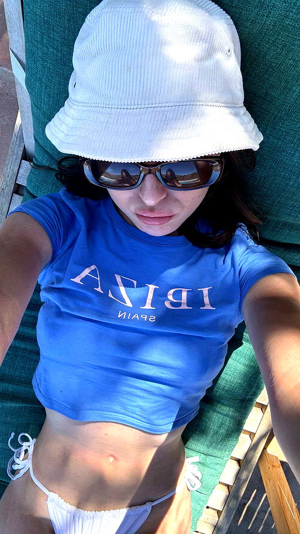 mathilda_bergs image ~ Altpins