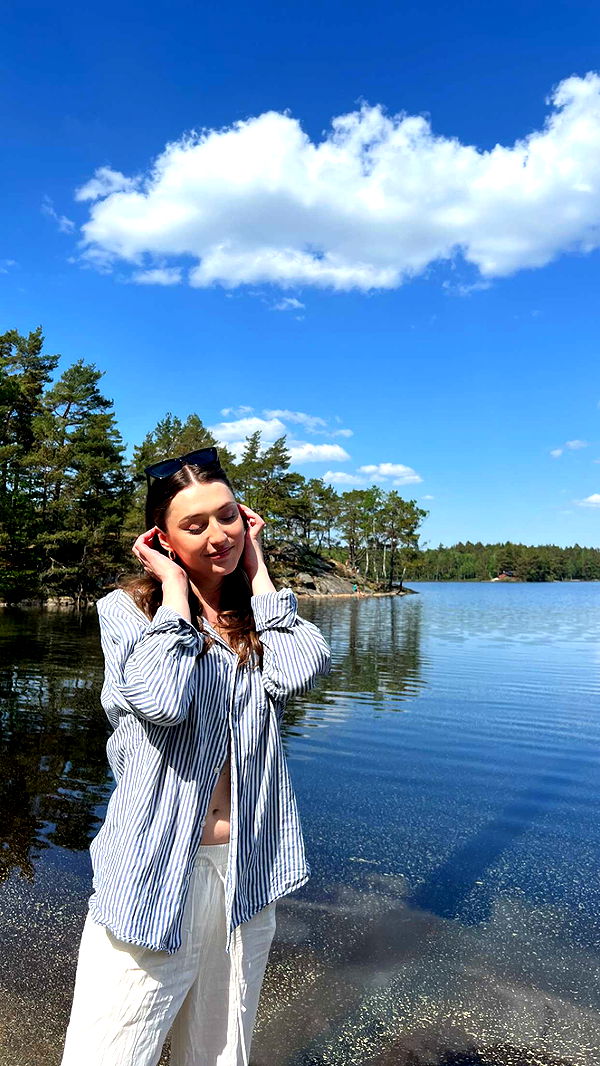 mathilda_bergs image ~ Altpins