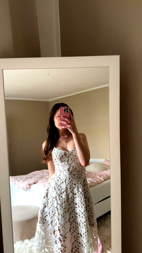 mathilda_bergs image ~ Altpins