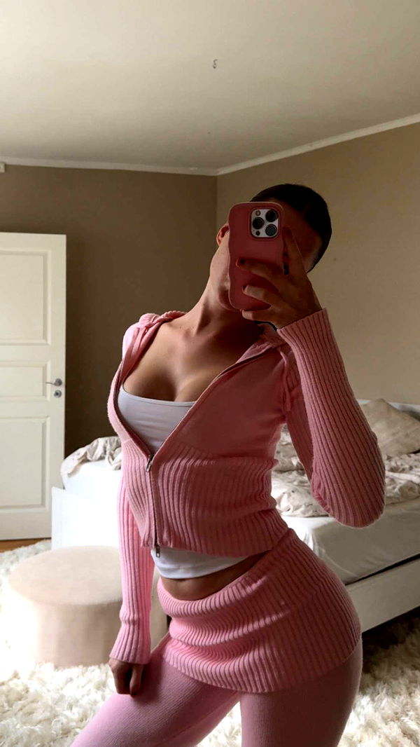 mathilda_bergs image ~ Altpins