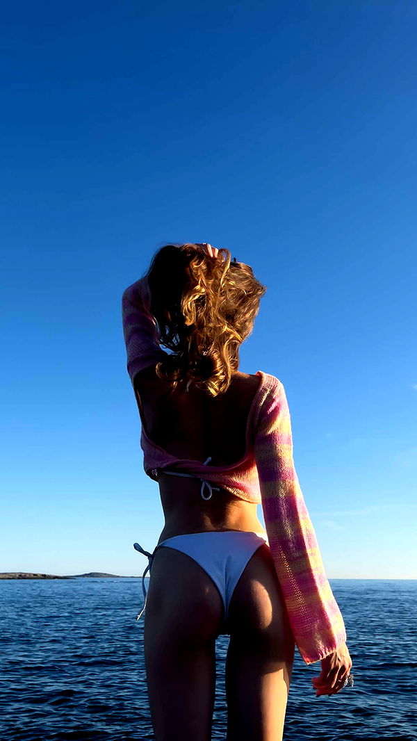 mathilda_bergs image ~ Altpins