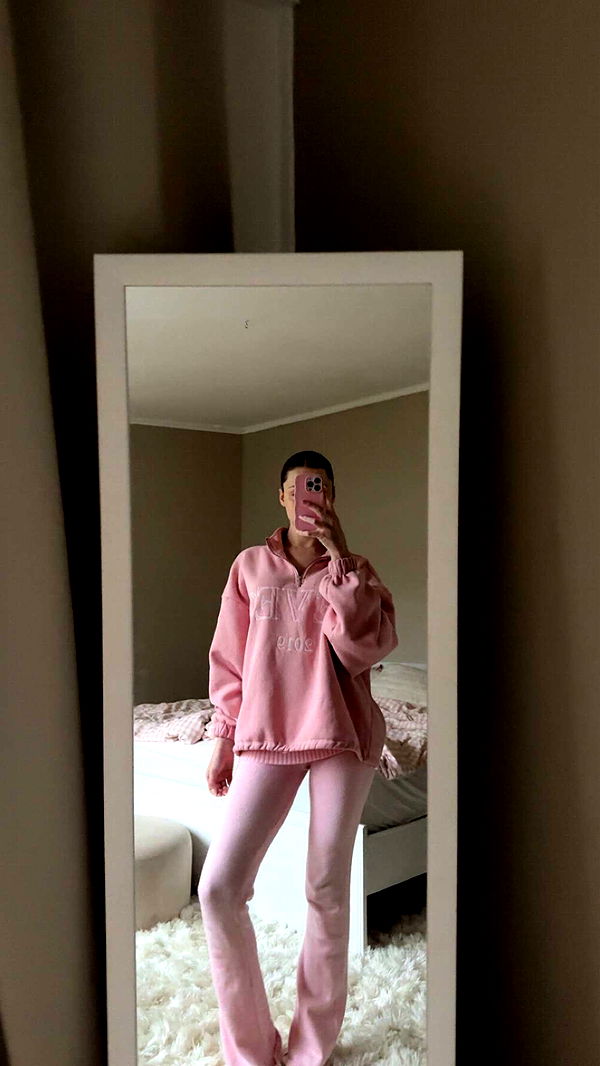 mathilda_bergs image ~ Altpins