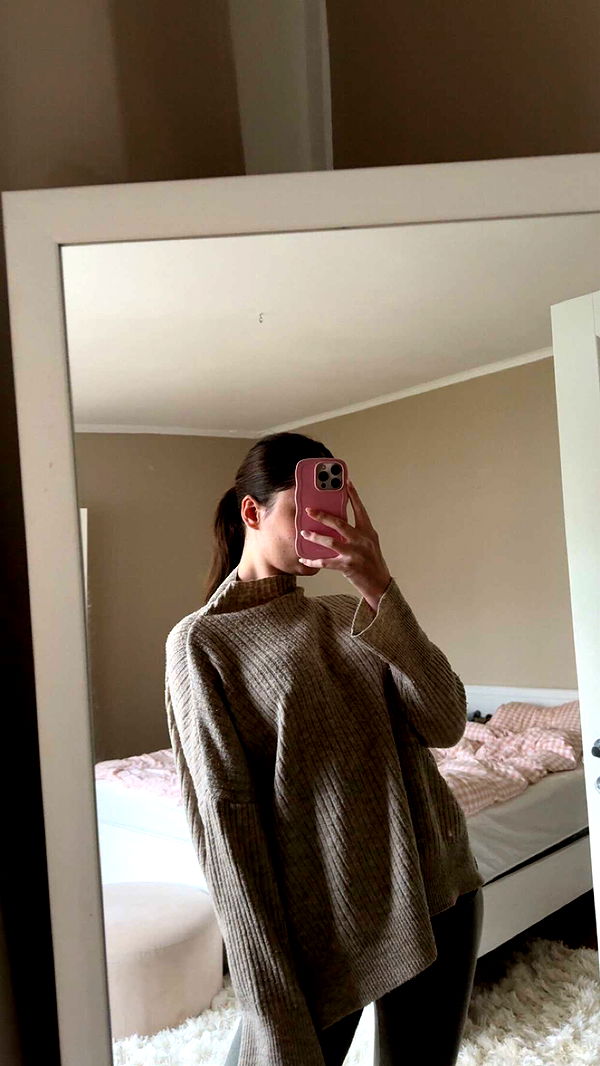 mathilda_bergs image ~ Altpins