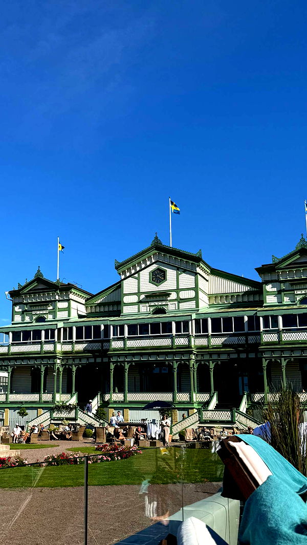 mathilda_bergs image ~ Altpins