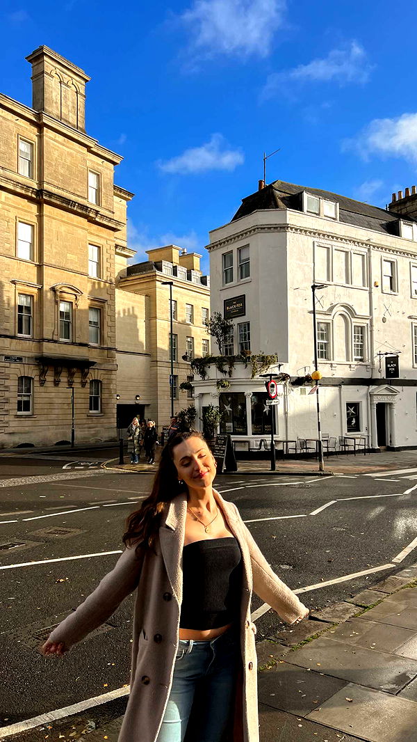 mathilda_bergs image ~ Altpins