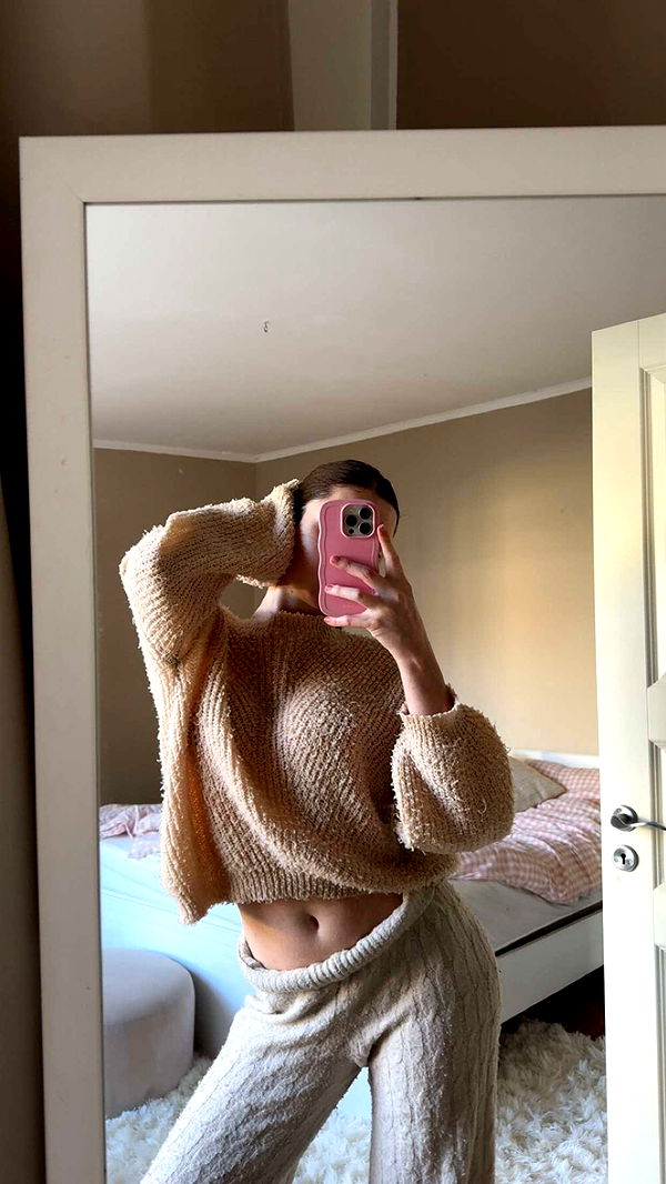 mathilda_bergs image ~ Altpins