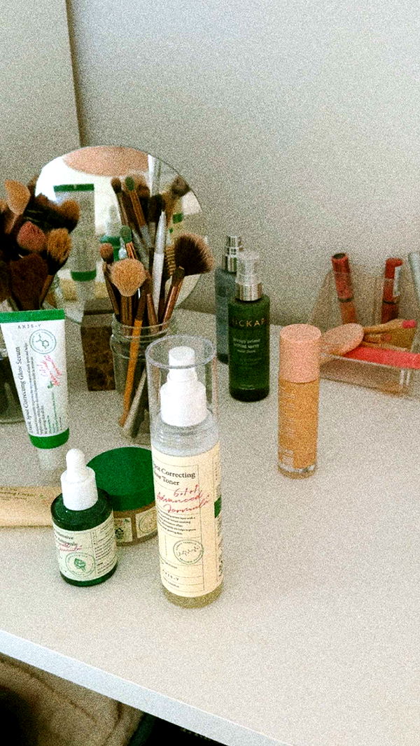 mathilda_bergs image ~ Altpins