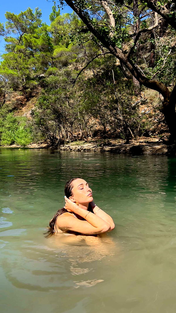 mathilda_bergs image ~ Altpins