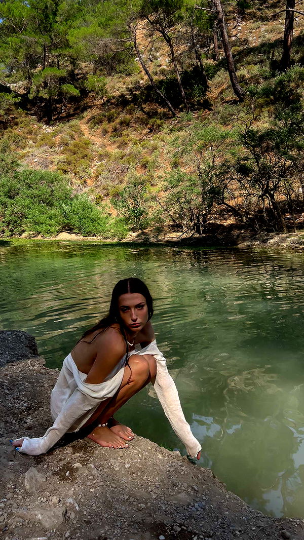 mathilda_bergs image ~ Altpins