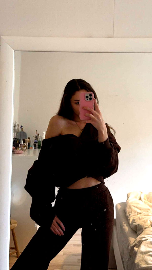 mathilda_bergs image ~ Altpins