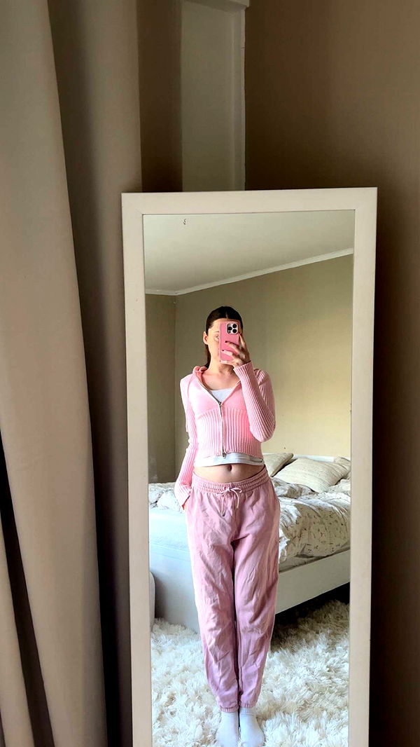 mathilda_bergs image ~ Altpins