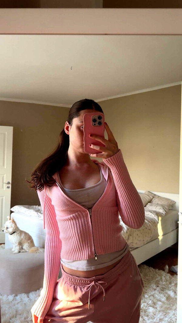 mathilda_bergs image ~ Altpins