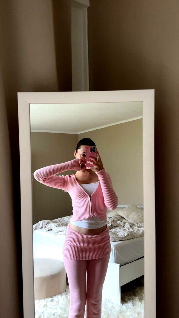 mathilda_bergs image ~ Altpins