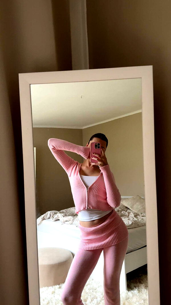 mathilda_bergs image ~ Altpins