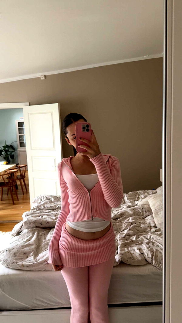 mathilda_bergs image ~ Altpins